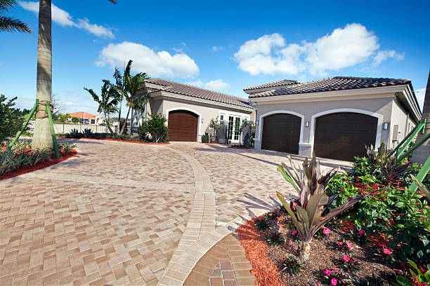 Best Professional Driveway Pavers  in Wildewood, MD